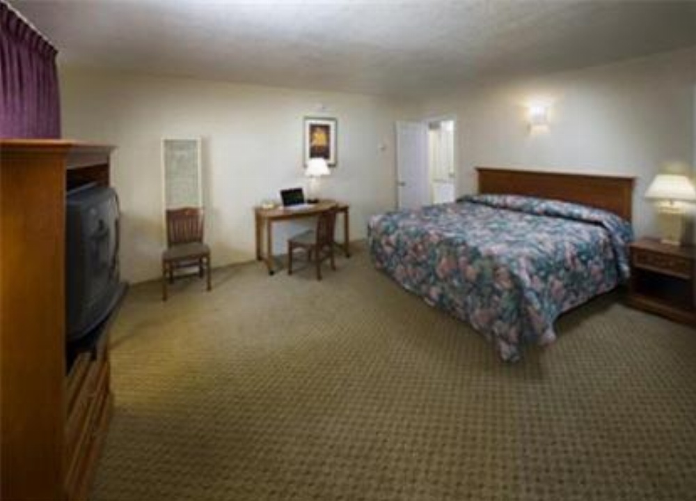 Civic Center Inn Image 11